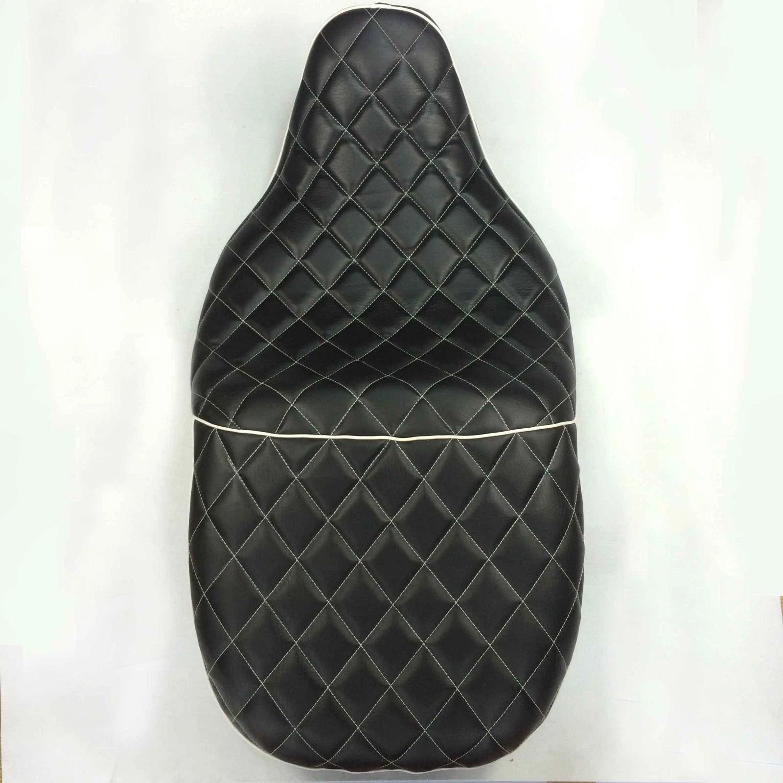 2X Diamond Stitch Seats for Harley Electra Glide (2007–2015)