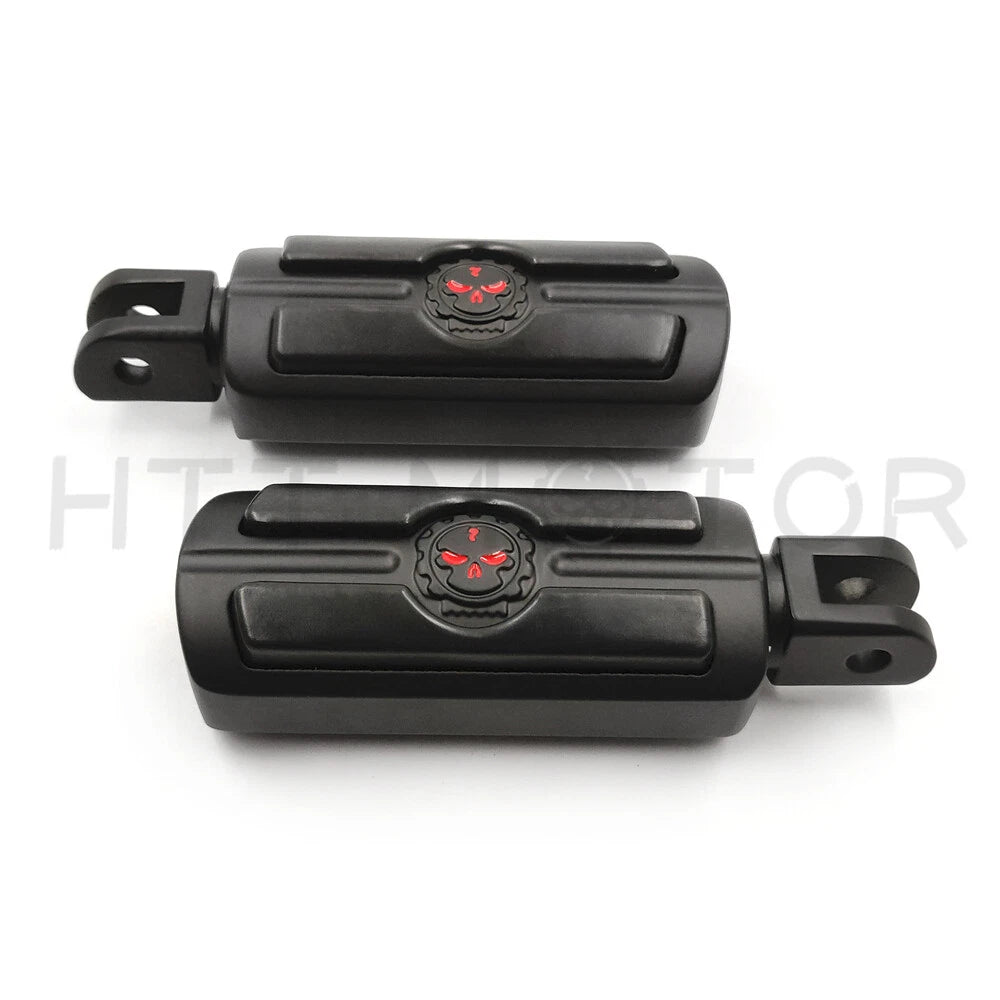 Black Gear Skull Footpegs for Harley FXBB FXBR FXBRS FXLR (2018–2023)