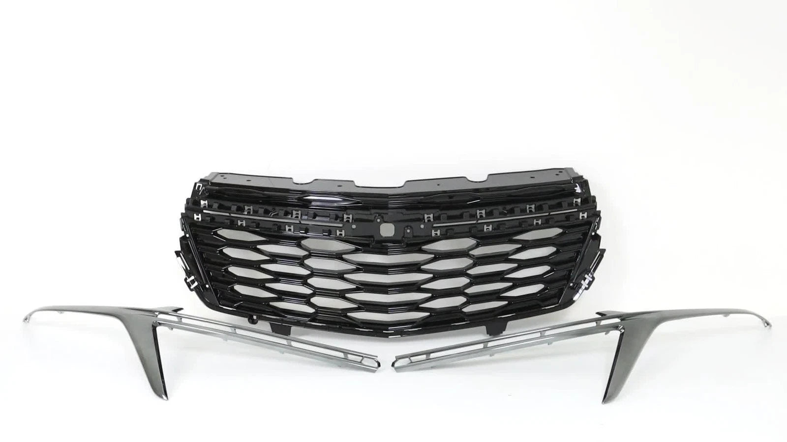 Front Bumper Upper Grille for Chevrolet Equinox (2022â2023) Chrome & Black