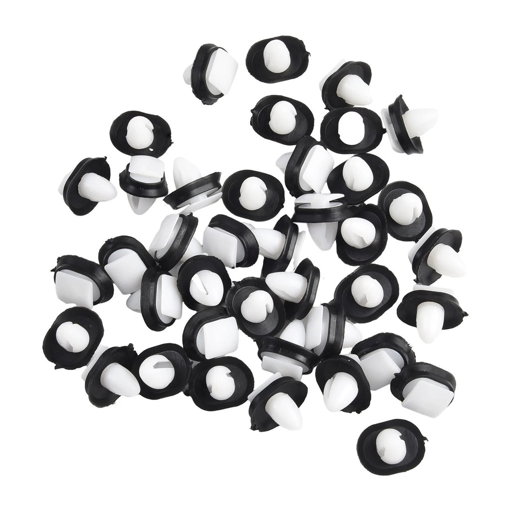 Set of 40 Body Side Moulding Clips for ProMaster 3500 (2014–2023)
