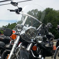 28" Windshield Windscreen with Bracket for Harley Touring Road King (1994–2023)
