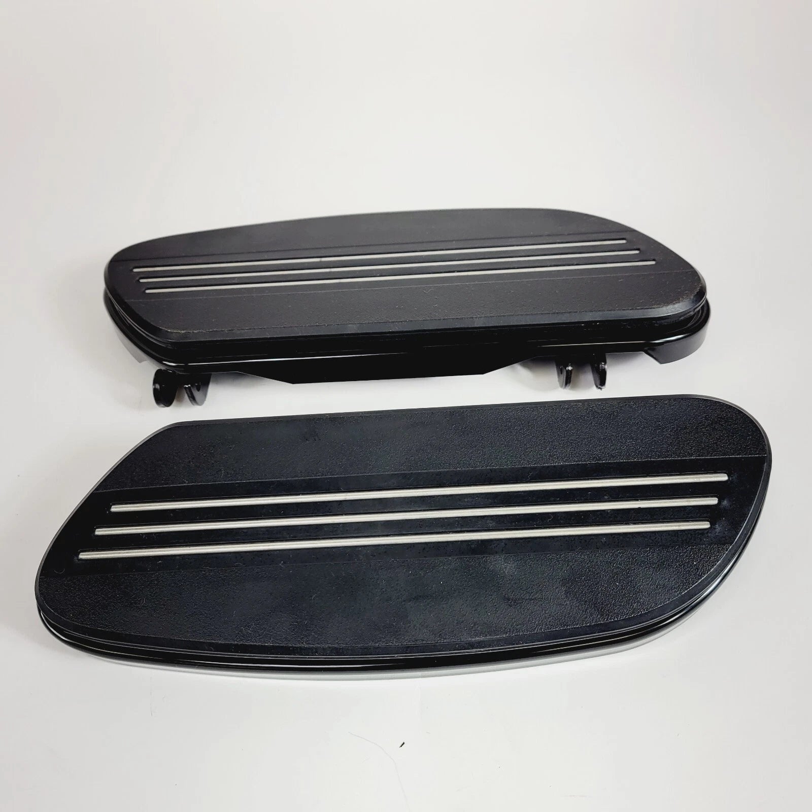 Black Streamliner Rider Footboards for Harley-Davidson Touring (1986–2024) 50501801