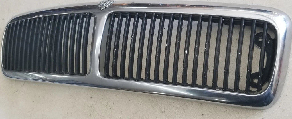Radiator Front Grill Grille with Emblem for Jaguar XJ6 XJ12 (1995–1997)
