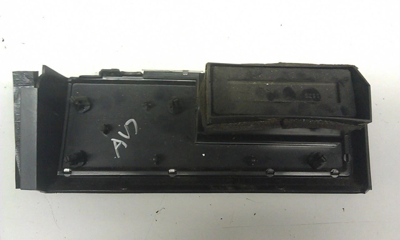 Air Vent Panel LH Driver Side for Ford Thunderbird/Cougar (1989–1993)