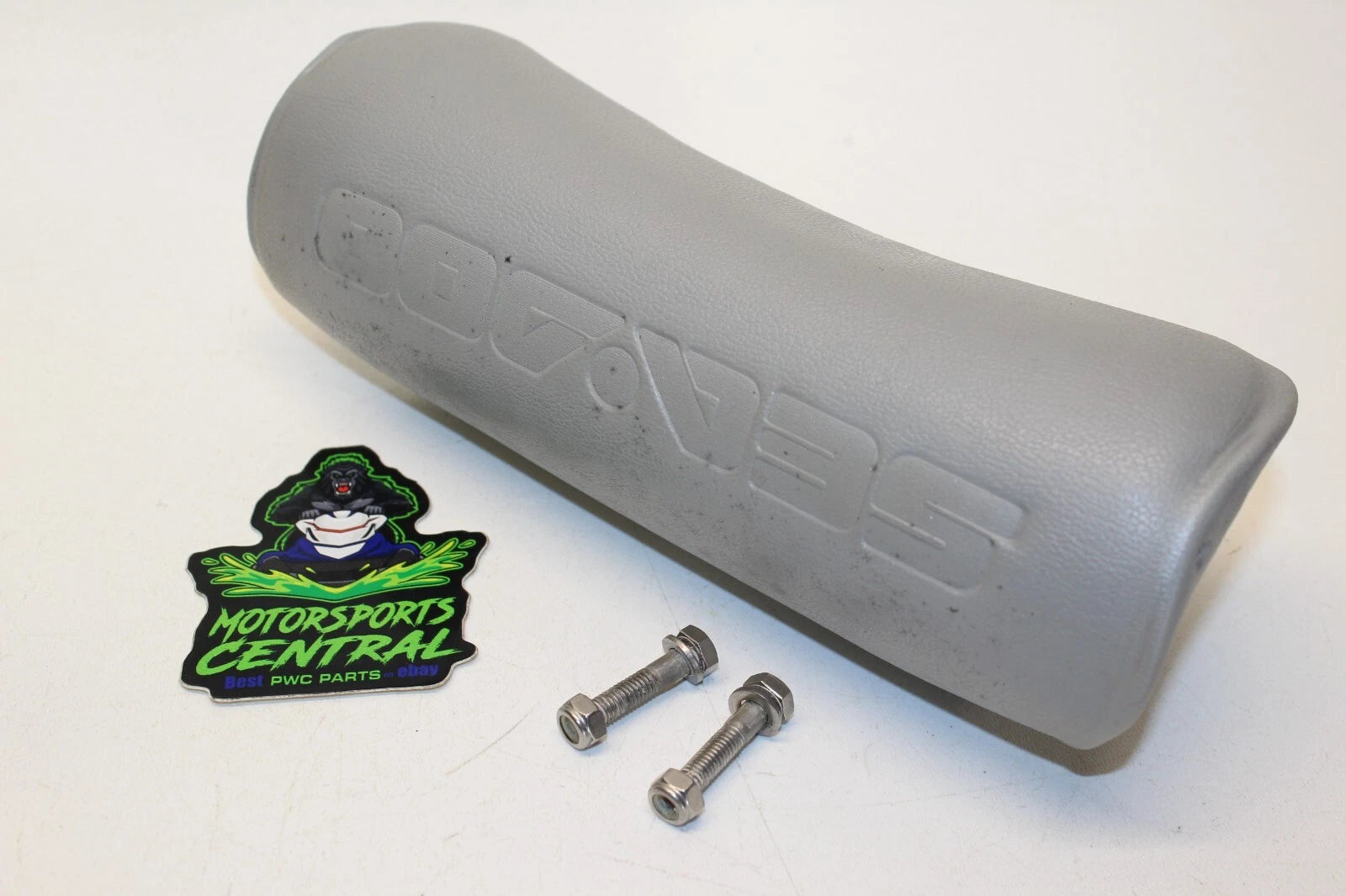 Handlebar Chin Bar Pad for Seadoo XP GTX RX (2000–2003) Silver