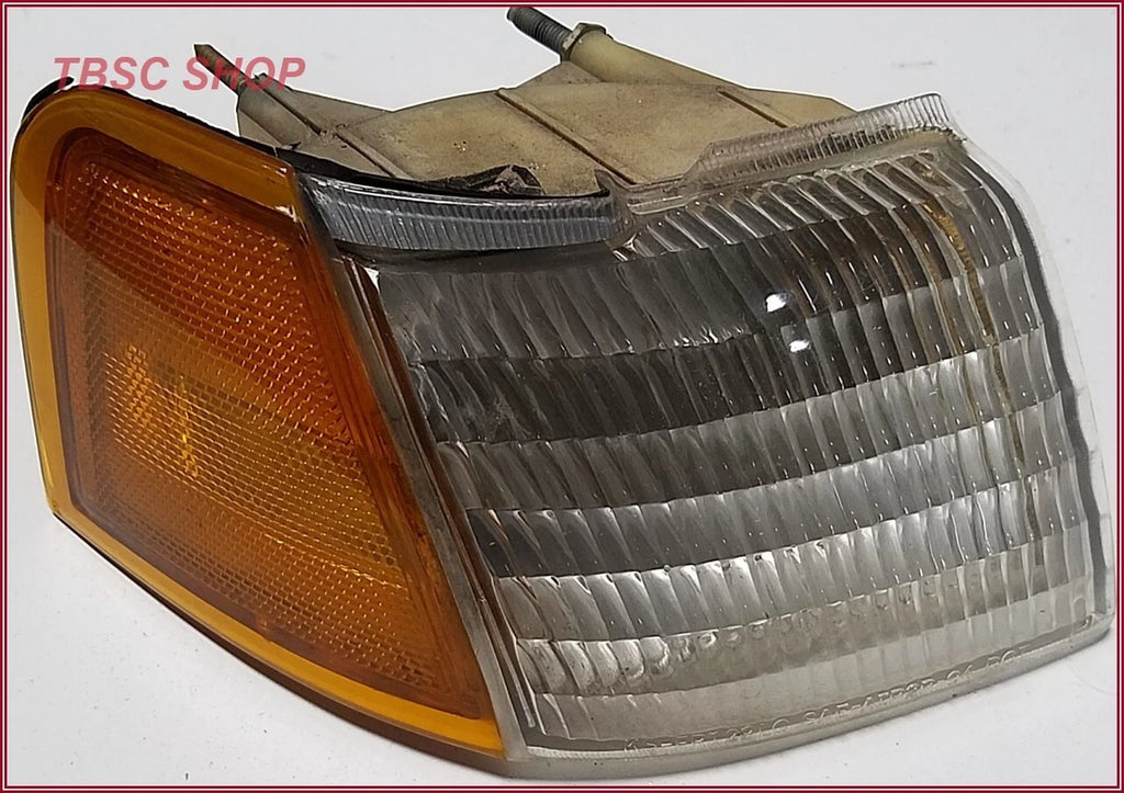 RH Parking Marker Turn Signal Lamp for Thunderbird Cougar (1989–1995)