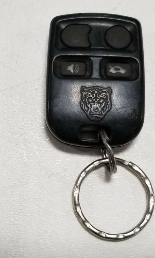 Keyless Remote FOB Transmitter for Jaguar S-Type (2000–2002) XR83-15K601-AA