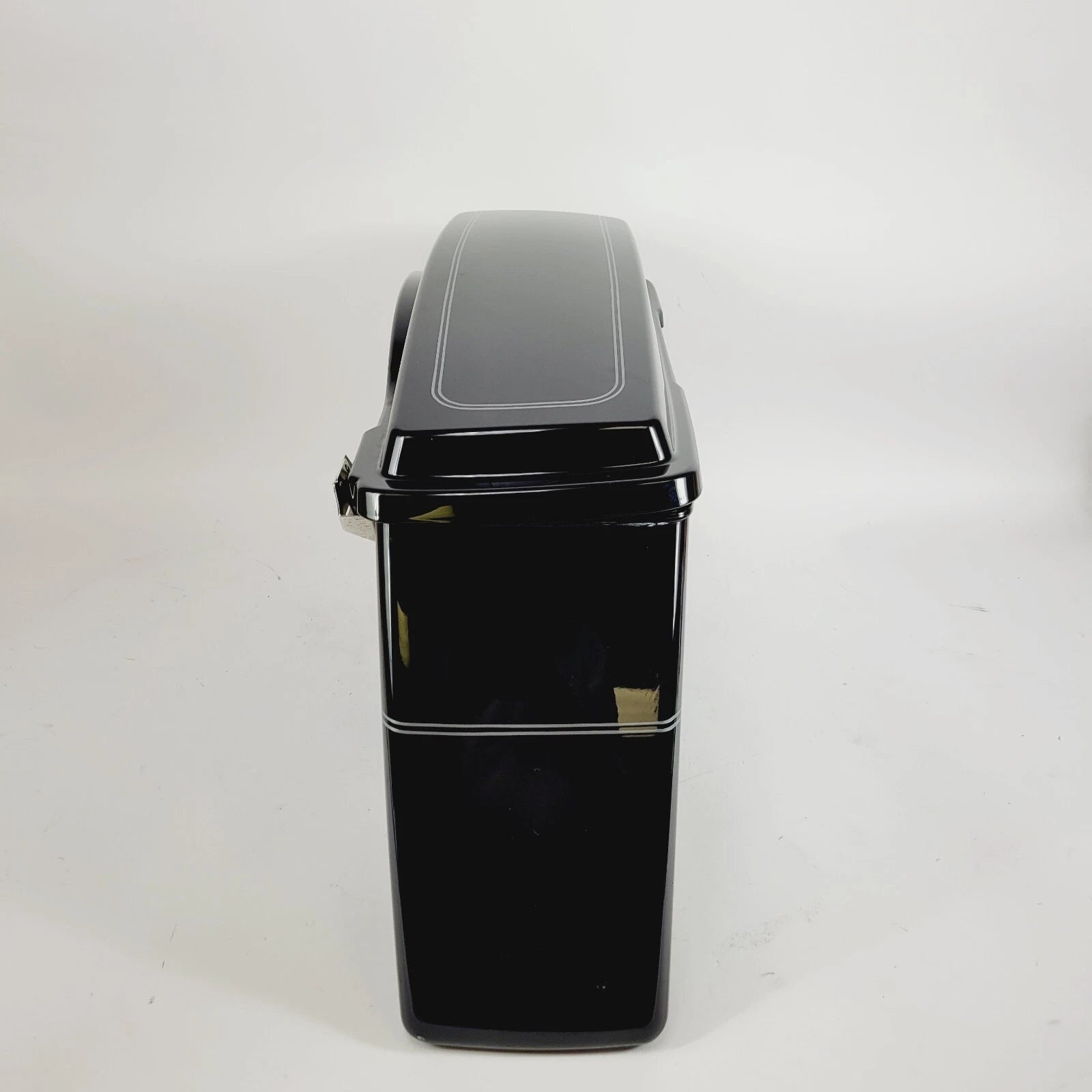 Right Saddlebag & Lid for Harley-Davidson Electra Glide Limited (2012)