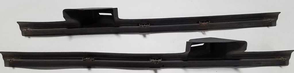 Lower Seat Panel Gray Set for Ford Thunderbird Cougar (1992–1993)