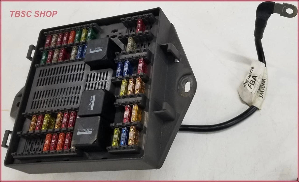 Rear Trunk Fuse Relay Box for Jaguar XJ8 VDP (2004–2007) 2W93-14N093-BC