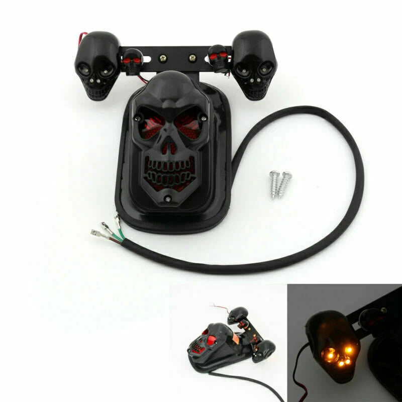 Skull Turn Signal Rear Brake Tail Light for Harley Dyna (T9)