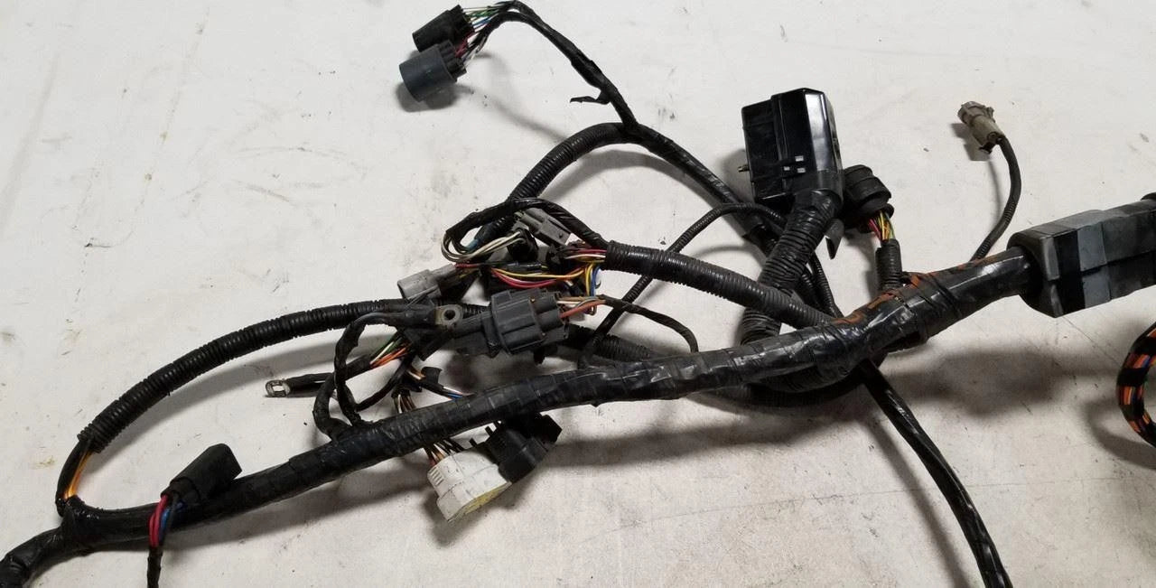 Engine Management PCM Harness for Jaguar XJ8L XJ8 VDP (2001) LNG3350EB