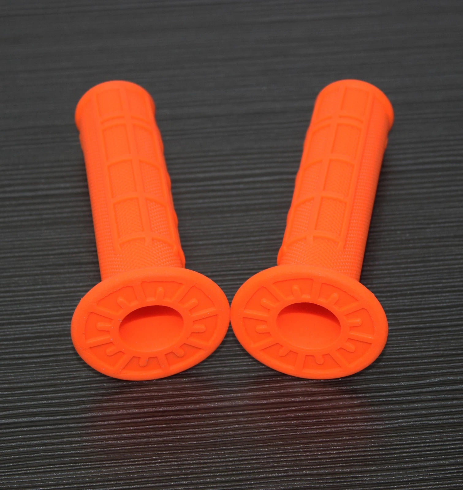 Rubber End Grip for BMX MTB Cycle Mountain Bicycle (Universal Fit) - Orange