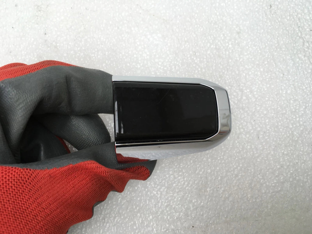 Exterior Door Handle Bezel w/Chrome for GM Tahoe Yukon (2021–2023) 84818434