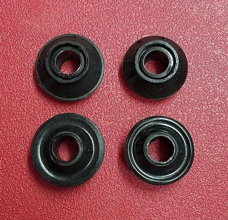 Set of 4 Strut Rod Lower Control Arm Bushings for Thunderbird Cougar Mark VIII (1989–1998)