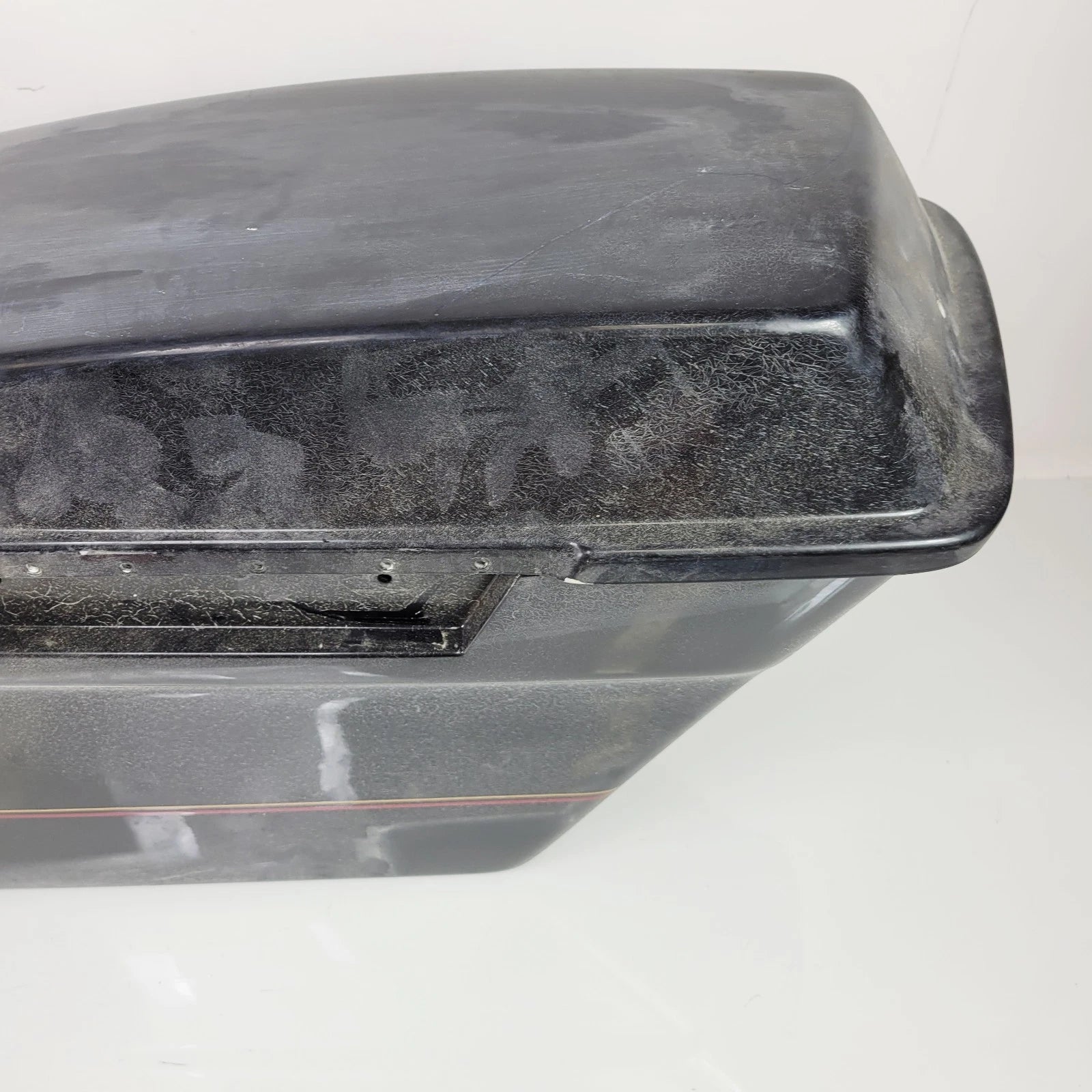 Right Fiberglass Bottom Saddlebag & Lid for Harley Touring (1993–2013)
