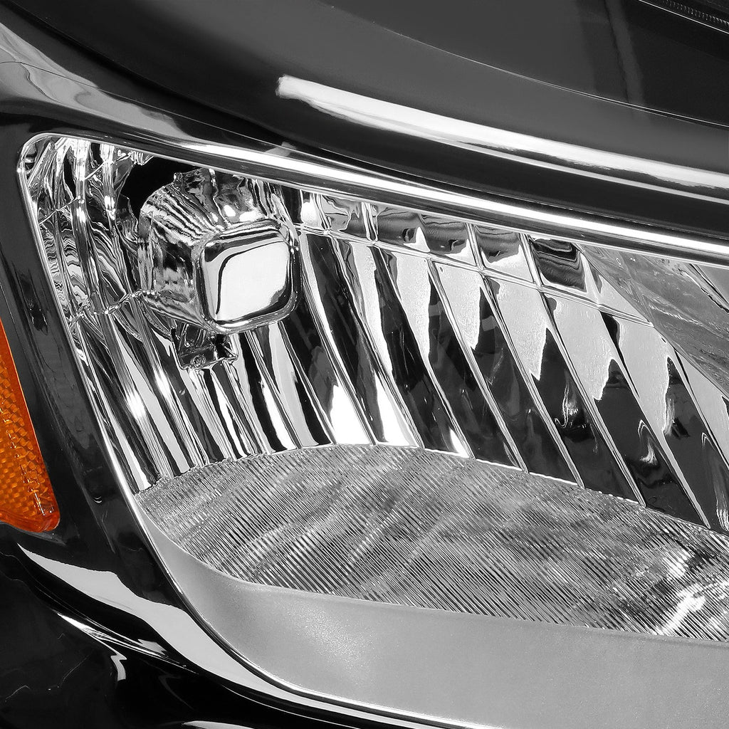 Right Side Headlight for Chevy Traverse (2013–2017) OE Style Black Housing