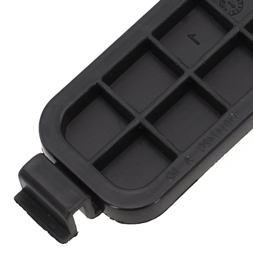 1x Cabin Air Filter Cover for Nissan Sentra/Leaf