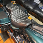 Black Driver Passenger Seat for Harley Road King FLHR FLHP (1997–2007)