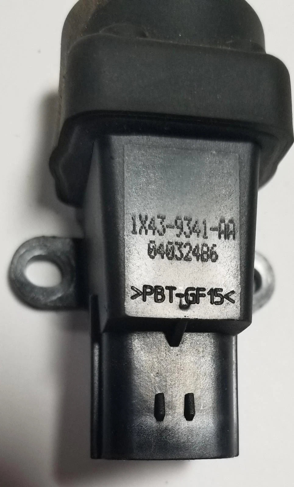 Fuel Shut Off Inertia Switch for Jaguar X-Type (2002–2008) 1X43-93