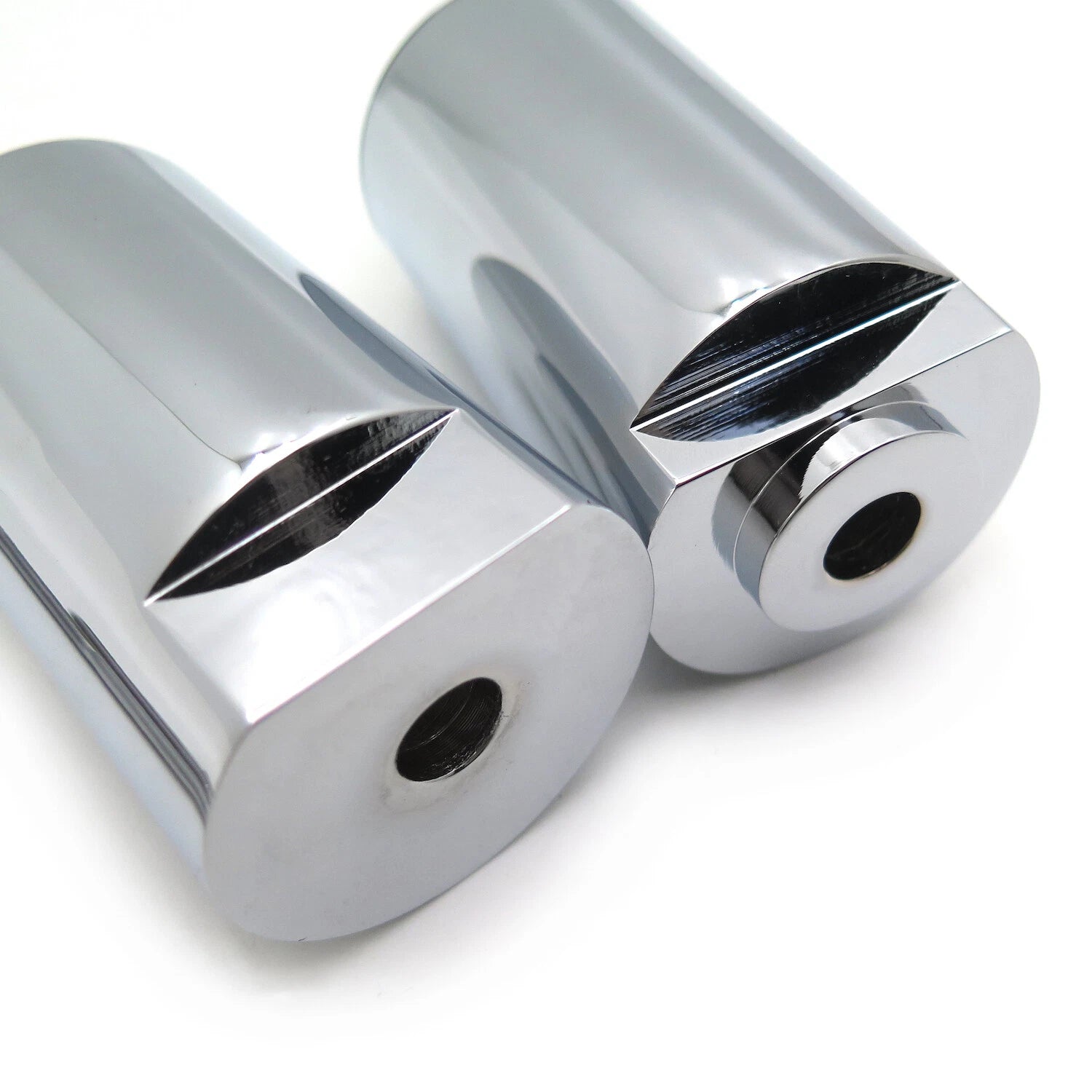 Chrome Spike Frame Slider Crash Protector for Suzuki GSXR1000 (2001–2002)