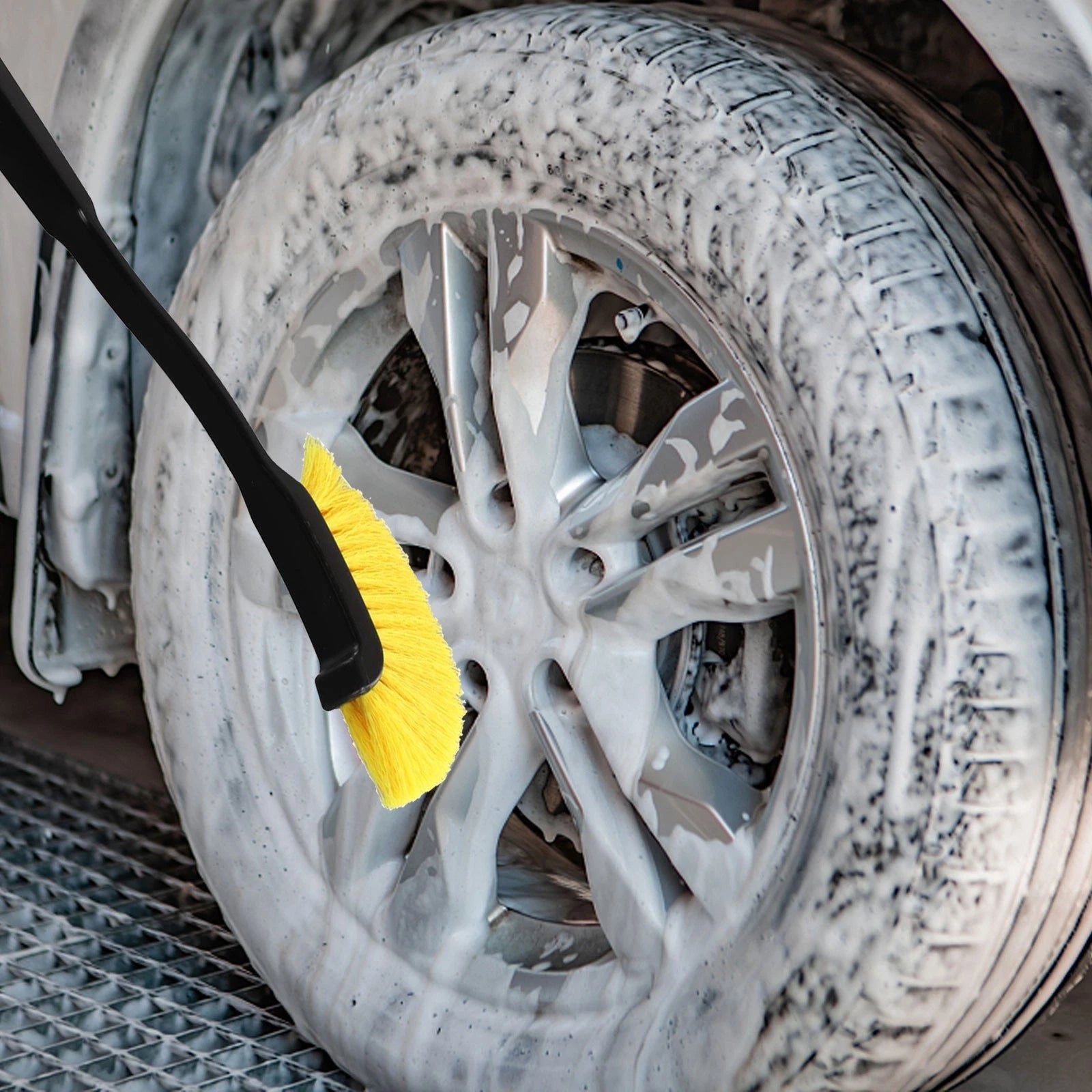 Curved Head Car Wheel Detail Brush for Wheel Hub Cleaning