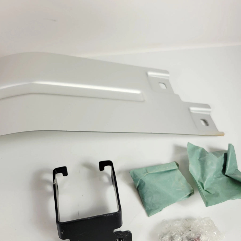 Sump Guard Skid Plate for Royal Enfield INT650 GT650 (OEM 1760111/B)