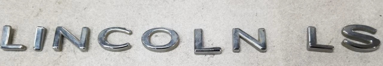 Trunk Emblem Badge for Lincoln LS (2003–2006)