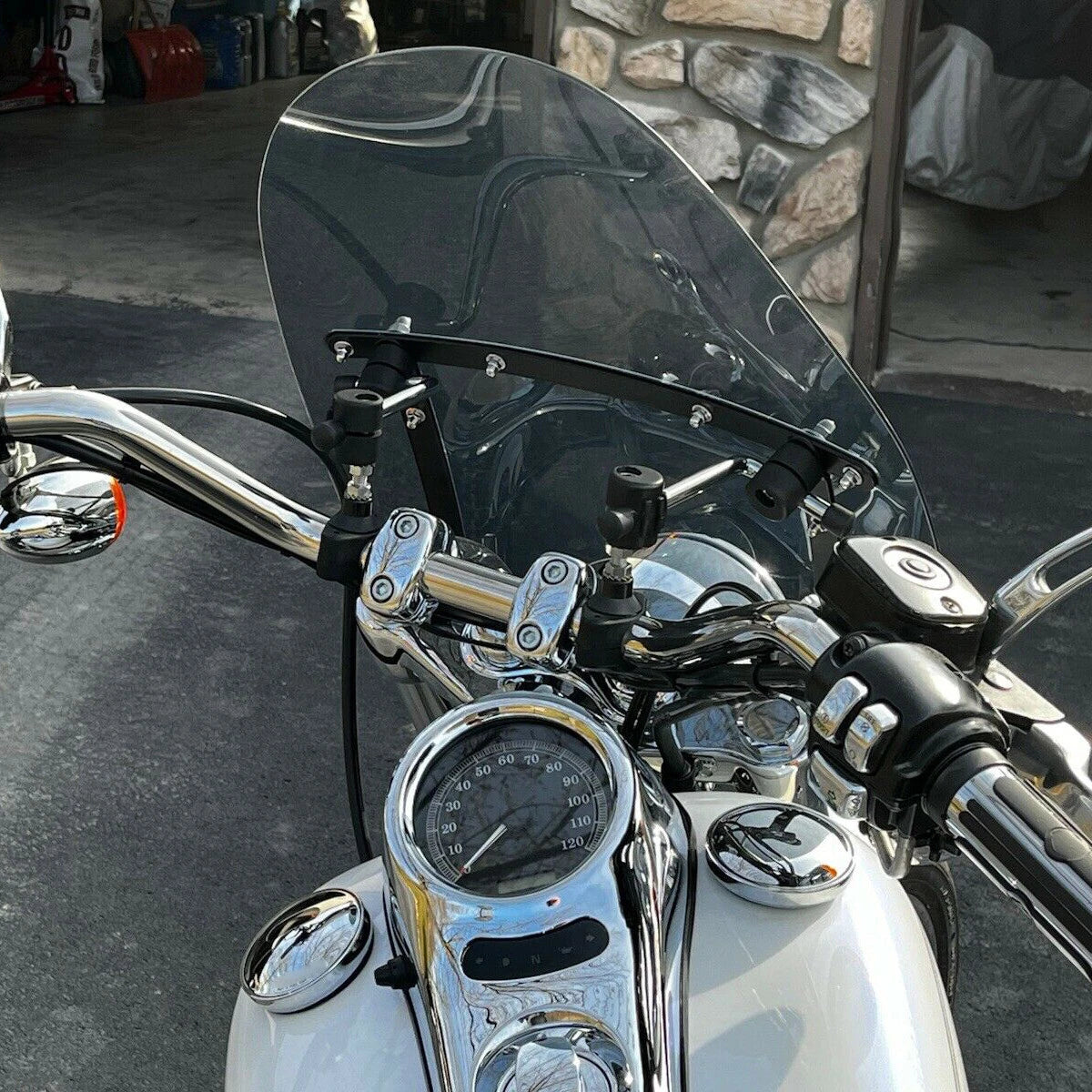 18" Windshield for Harley Wide Glide, Honda Magna, Shadow, Spirit, Sabre, VTX