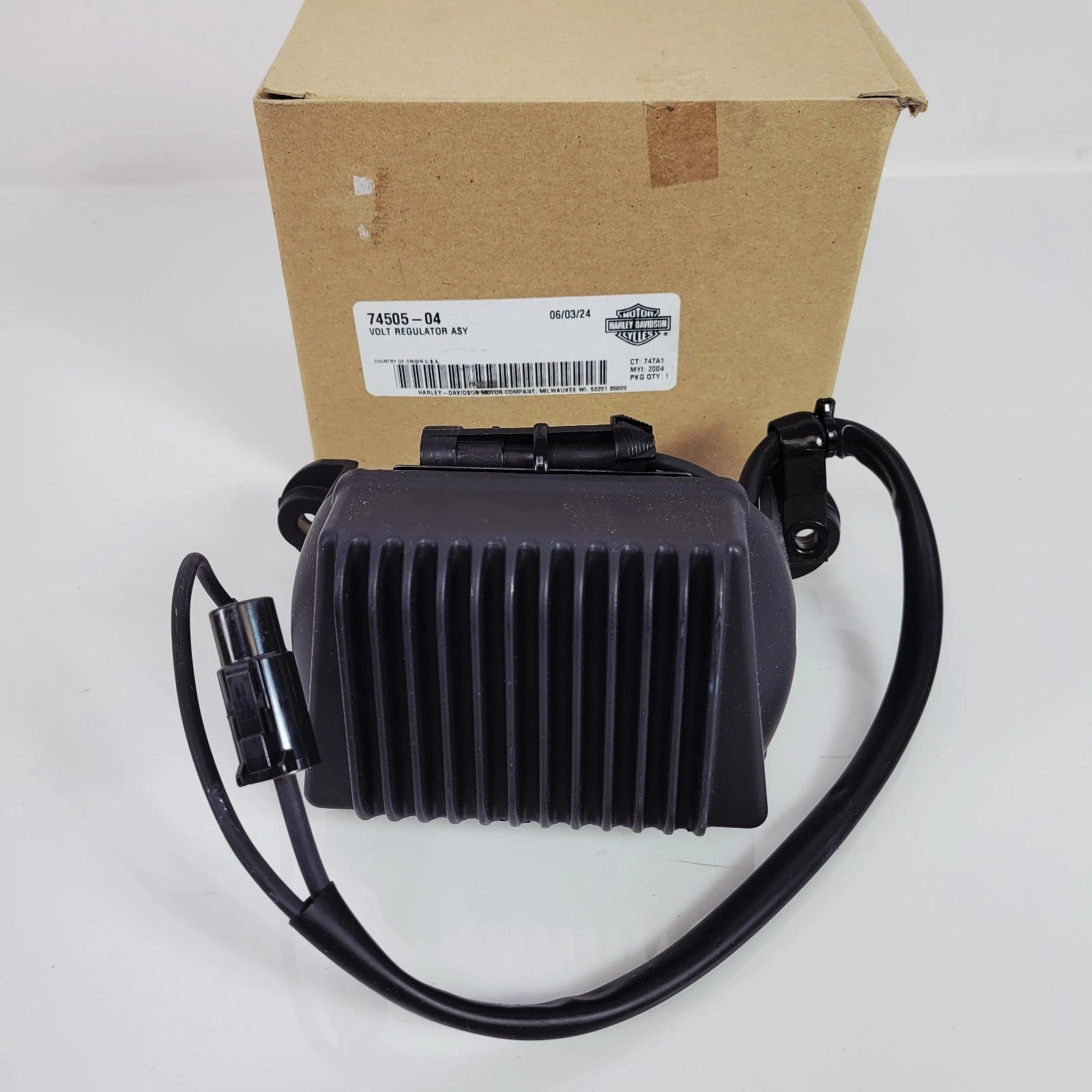 Voltage Regulator for Harley Road King Electra Glide (2004–2005) 74505-04