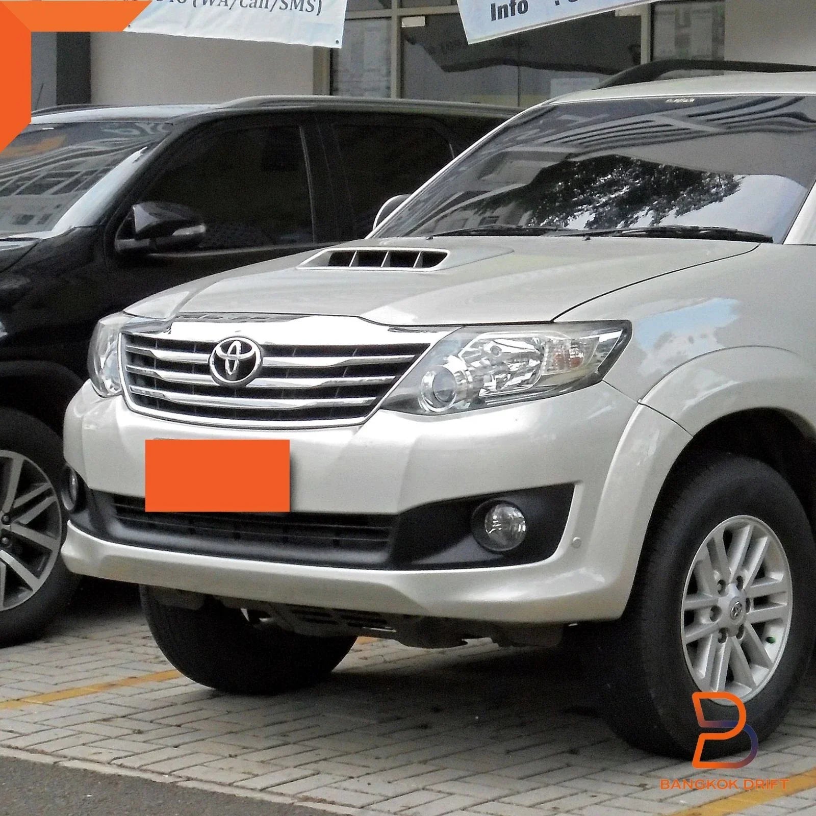 Fog Lamp Spot Light for Toyota Fortuner SW4 (2011-2014)