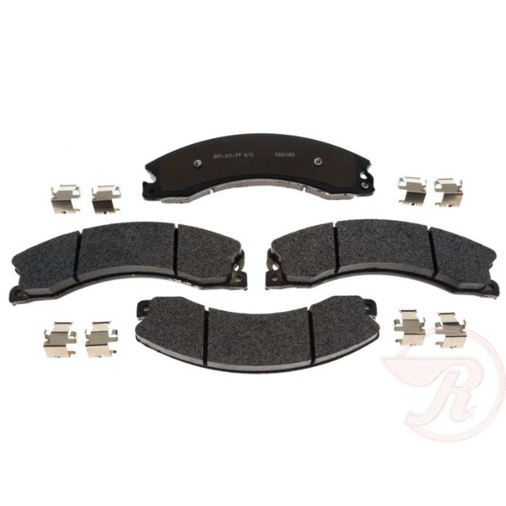 Set of 4 Brake Pads for Chevy Savana (2010–2023)