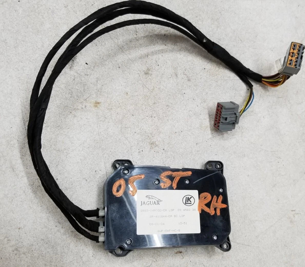 Power Seat Slide Control Switch RH for Jaguar S-Type (2003–2006)