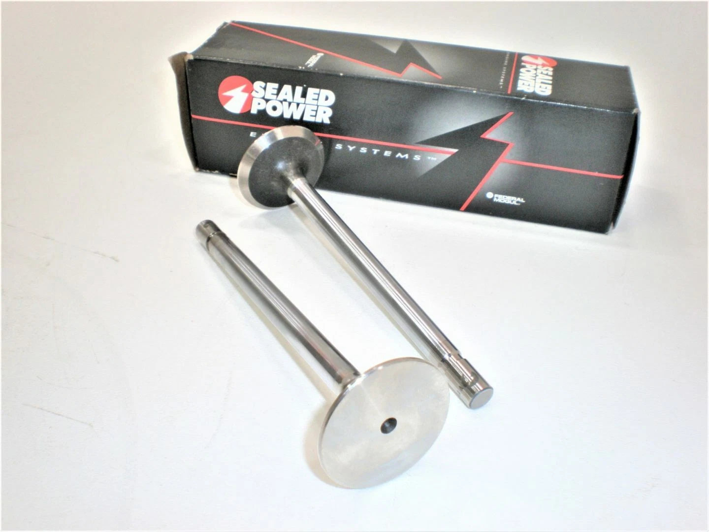 2X Sealed Power V-1926 Exhaust Valves for Marine Engine (Federal Mogul)