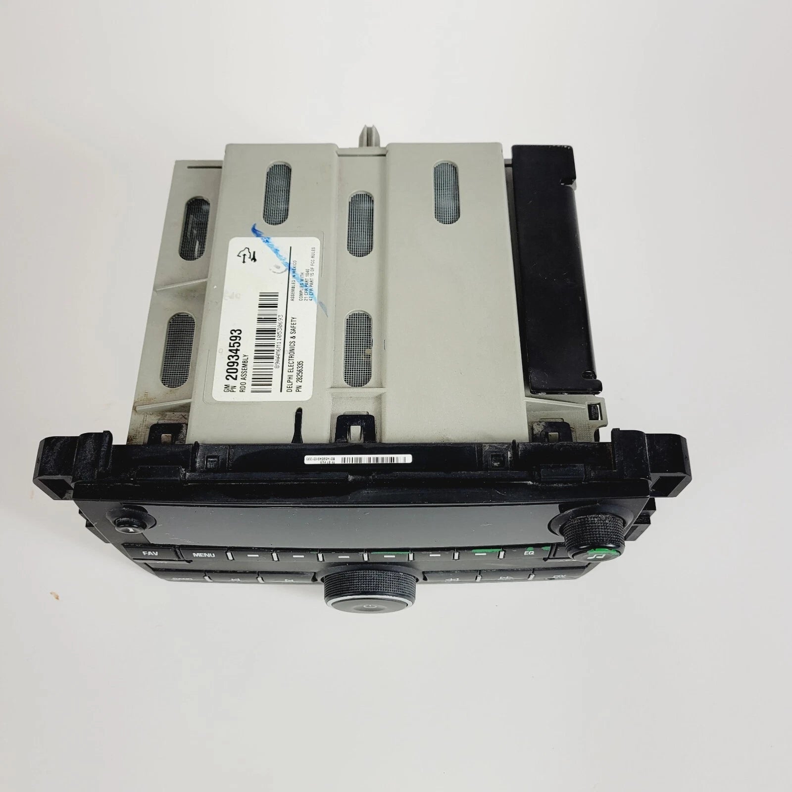 Radio AM FM CD with USB Aux Input for Chevy GMC Truck (2010–2015) UUI 20934593