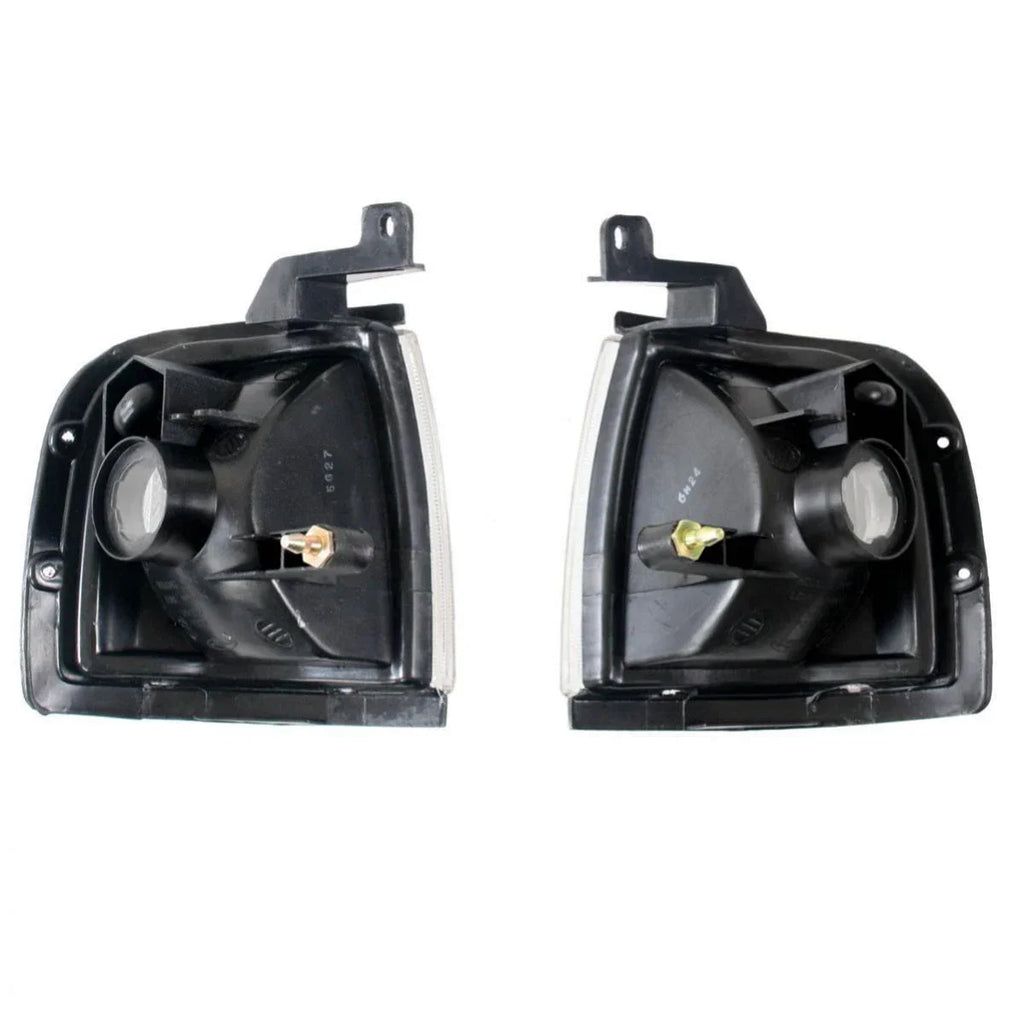 Corner Lights Lens No Lamp LH+RH  Fits Ford Ranger Courier Pickup 1999-01 D06