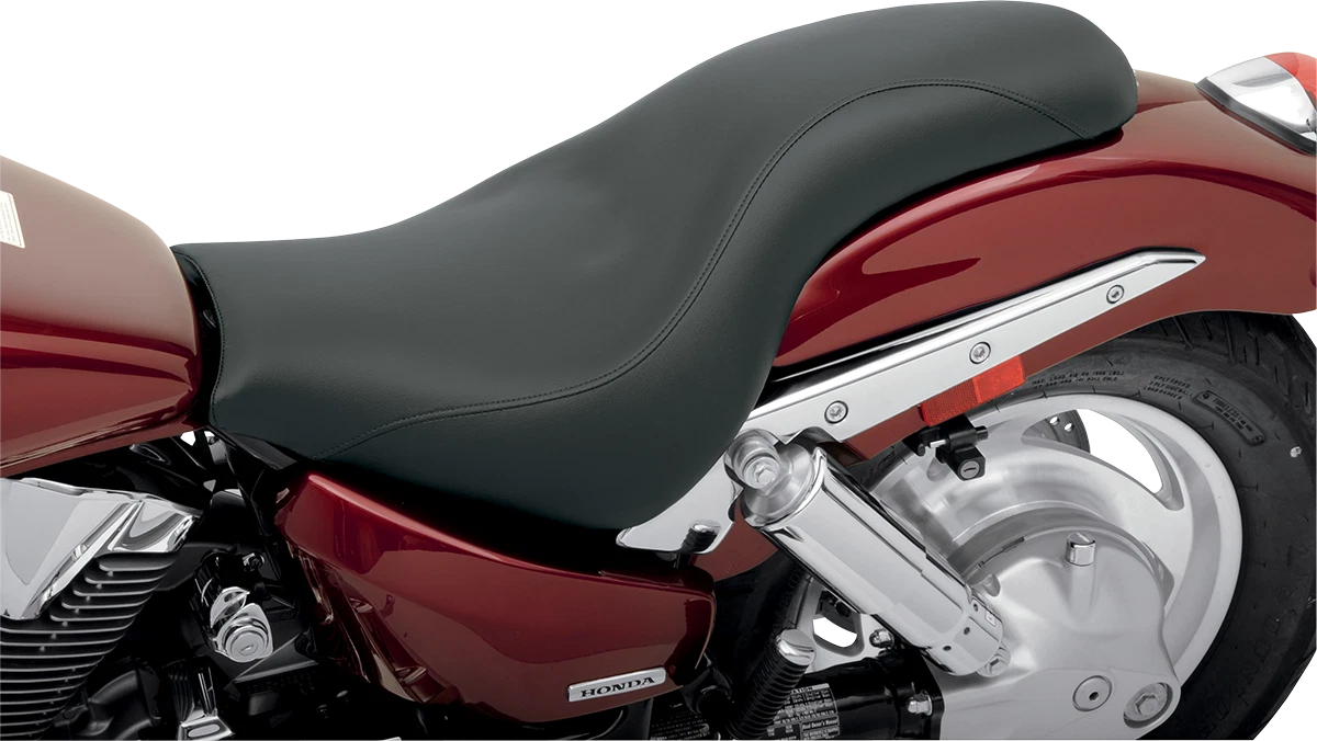 SADDLEMEN Profiler Seat for Honda VTX1300C (2003–2009) - Smooth Black