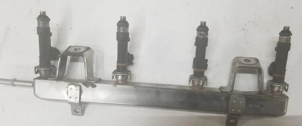 Fuel Rail with Injectors for Ford Fusion 2.3L (2006–2009) OEM