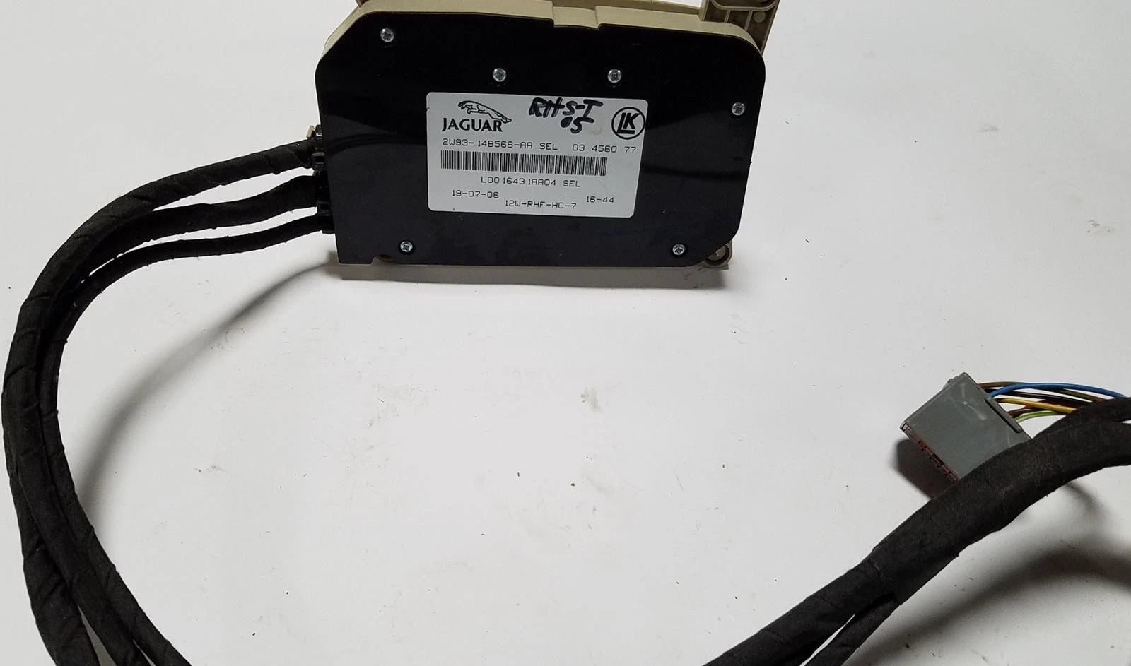 RH Seat Control Switch for Jaguar S-Type (2004–2008) 2W93-14B566-AA