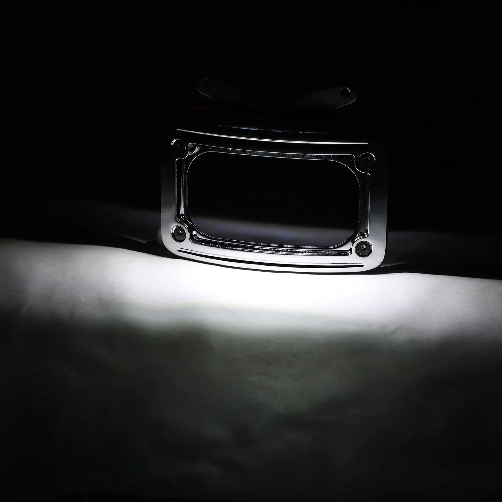 Chrome Curved Laydown License Plate Mount Light for Harley Street Road Glide