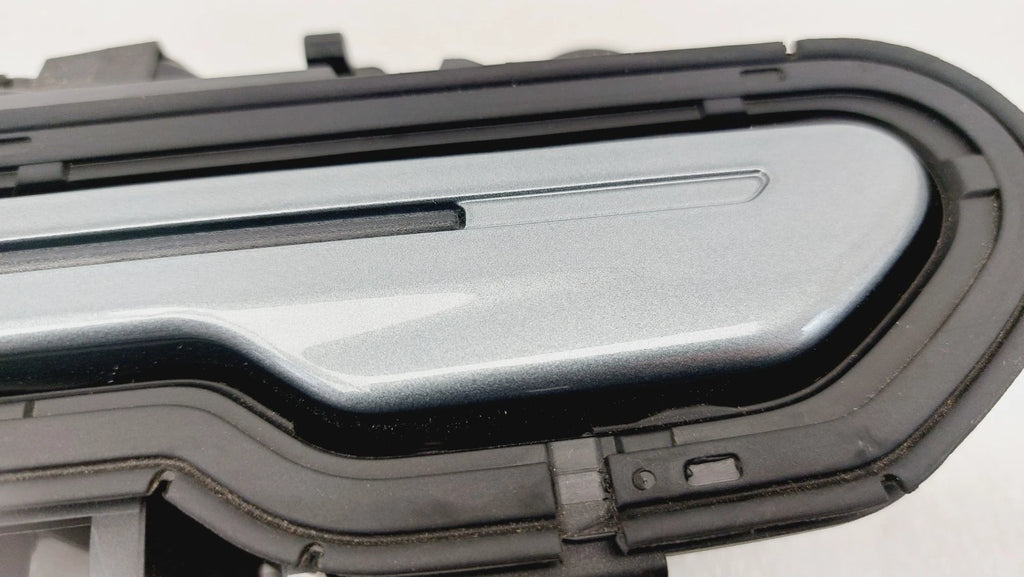 Driver Door Handle for Cadillac LYRIQ (2024–2025) Argent Silver 85759085