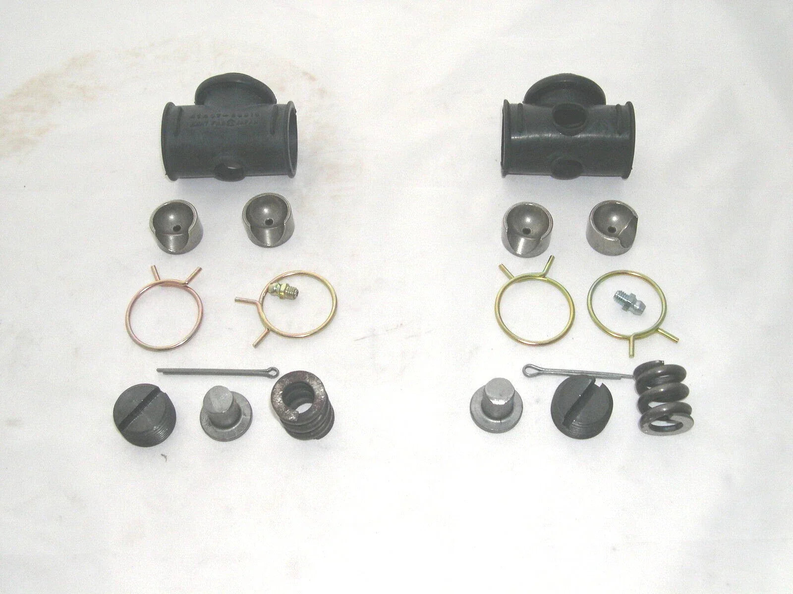 2 x Steering Draglink Rod End Kits for Toyota Hilux LN65 LN106 (1984-1997)