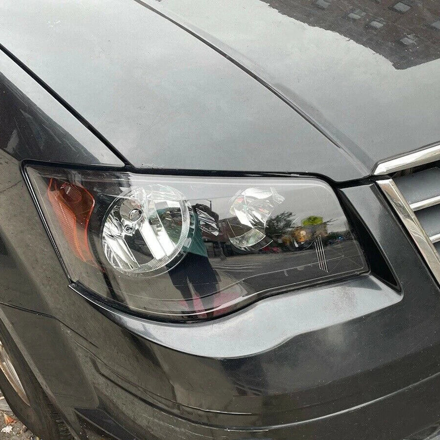 Right Headlight for Chrysler Town & Country, Dodge Grand Caravan (2008–2016)