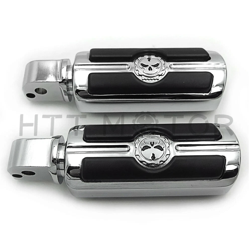 Chrome Gear Skull Footpeg for Harley Softail Slim FLSL Breakout FX (2018–2023)