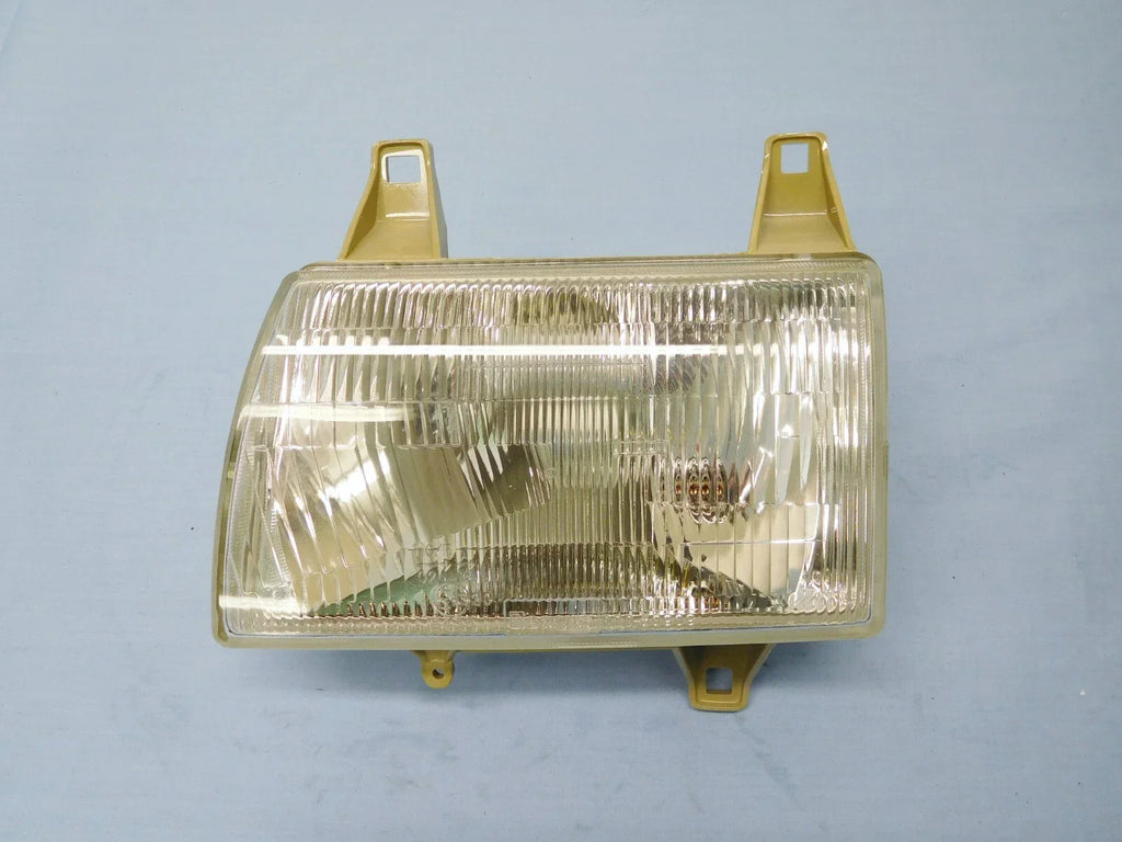LH Head Lamp Light for Mazda Bravo B2500 B2600 (1996-1999)