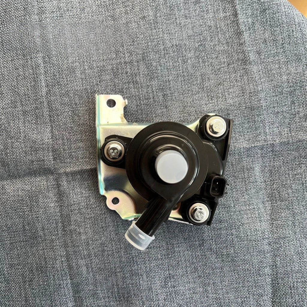 Hybrid Electric Inverter Water Pump for Toyota Prius (2004–2009)