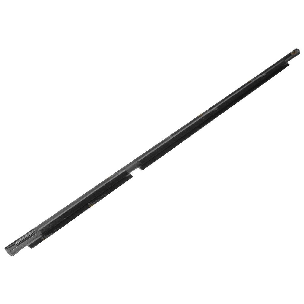 Rear Outer Right Door Weatherstrip for Toyota Land Cruiser 100 (1998–2007)