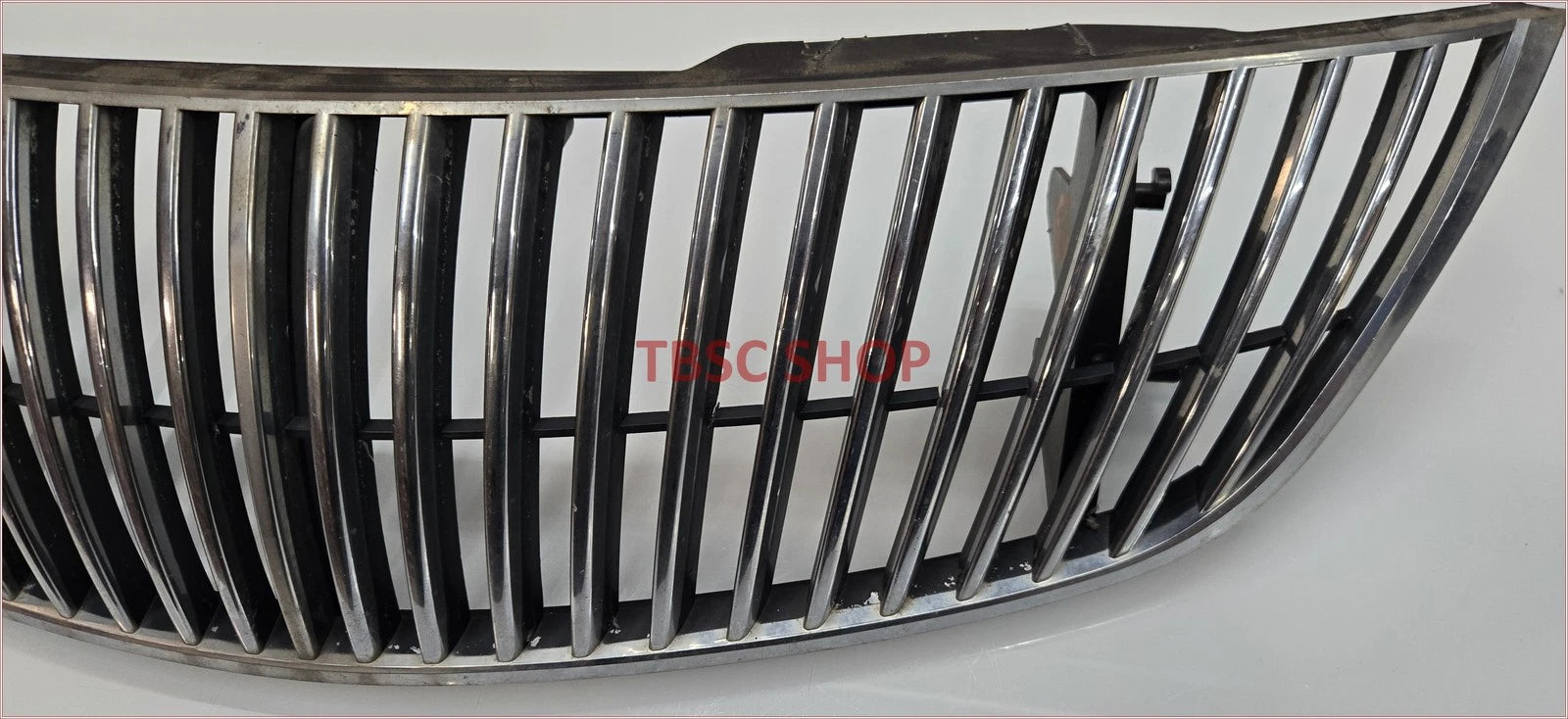 Chrome Grille for Lincoln Continental (1998–2002)