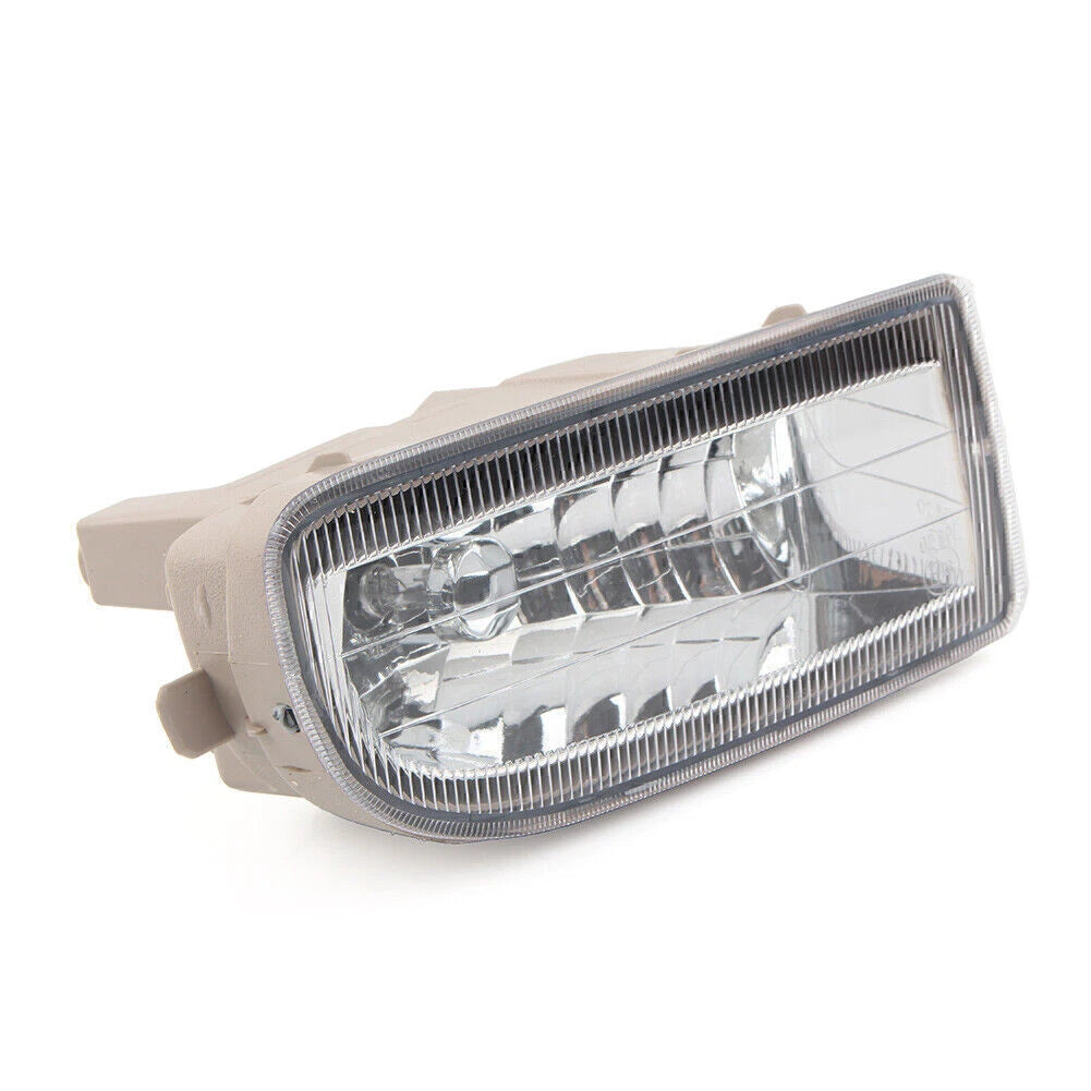 Right Fog Light for Toyota Land Cruiser 100 (1999–2006) - Includes Bulb