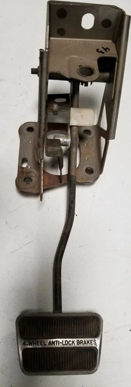 Brake Foot Pedal Assembly for Lincoln Mark VII (1990–1992)